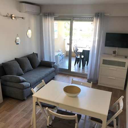 Studio Port De Hyeres Proche Des Plages Kültér fotó