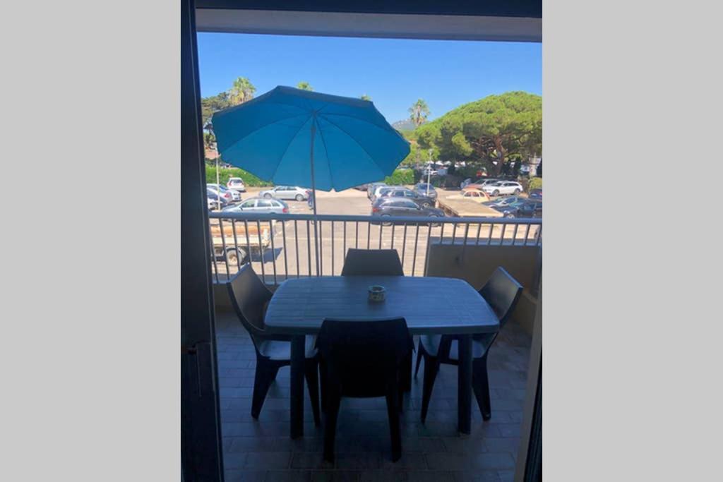 Studio Port De Hyeres Proche Des Plages Kültér fotó
