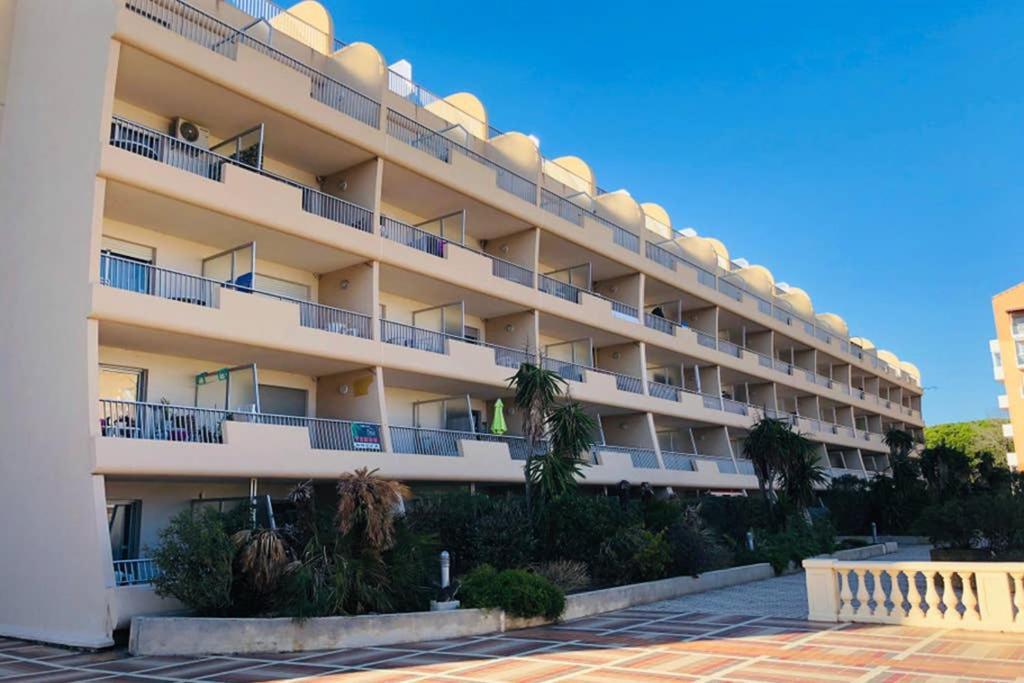 Studio Port De Hyeres Proche Des Plages Kültér fotó